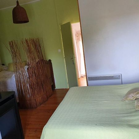 Chambre D'Hotes Ermitage Saint Romble Crézancy Kültér fotó